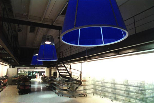 interno_interni_arredo_interiors_negozio_store_phard_showroom_vestiti_dress01